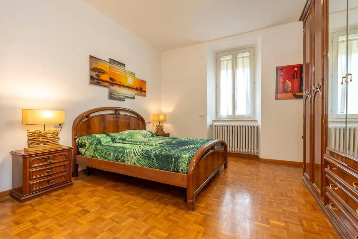 Garda Garden Apartment Roe 0*,  Itálie
